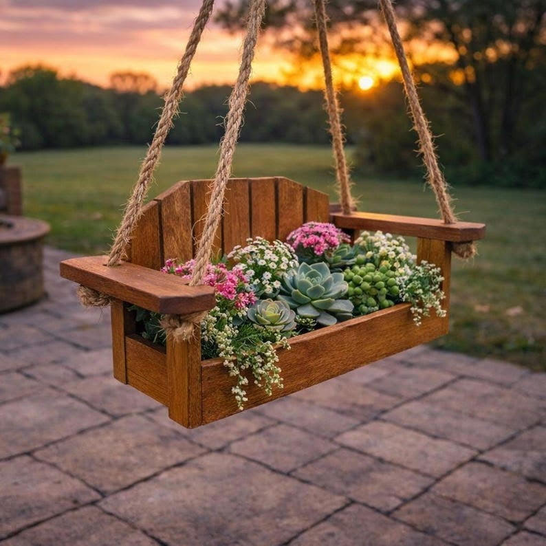 Hanging Planter with Landscape Liner